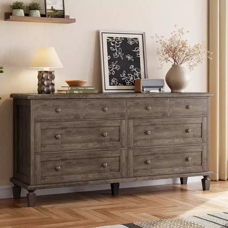 Commode vintage à 8 tiroirs, meuble TV long de 150 cm pour chambre à coucher avec poignées sculptées, pieds en bois fuselés, grande capacité de rangement, commode en bois