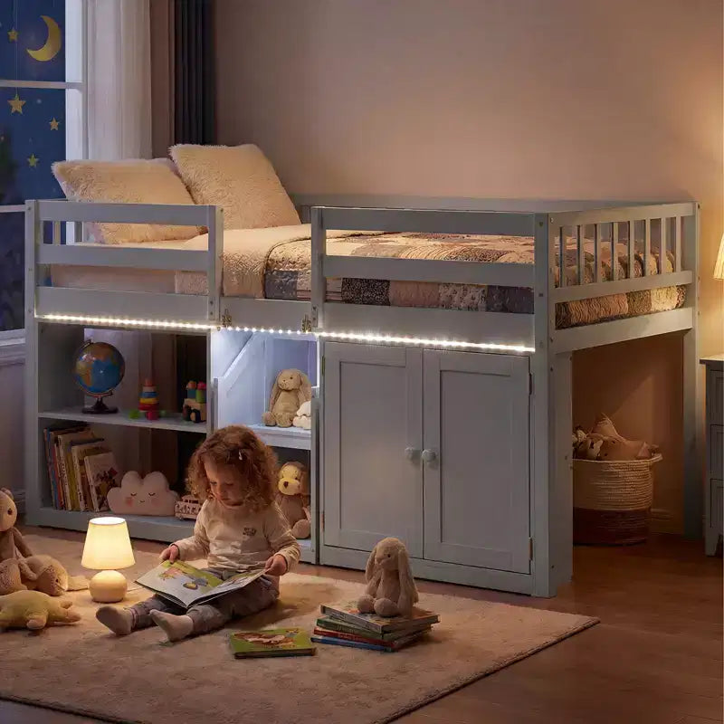 Lit bas mezzanine avec lumière LED, escaliers et barrières de sécurité, lit double pour enfants