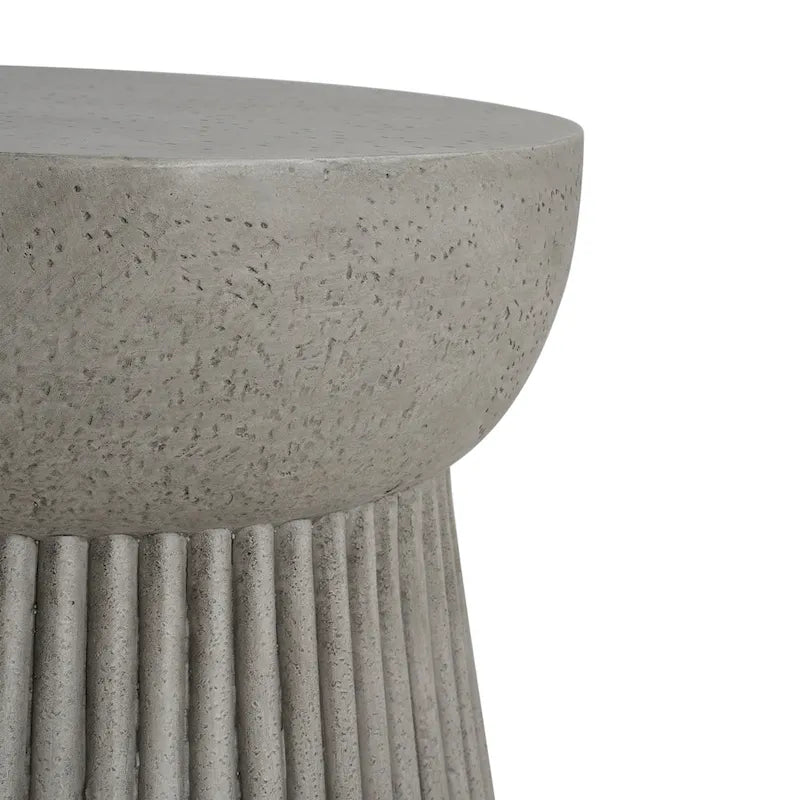 Christopher Knight Home - Table d'appoint d'extérieur en travertin et béton Isabella