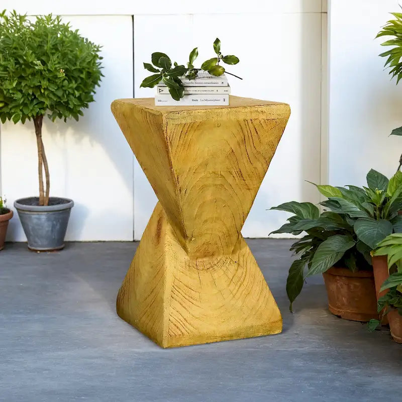 Table d'appoint d'extérieur en béton, table d'appoint géométrique moderne pour la décoration intérieure