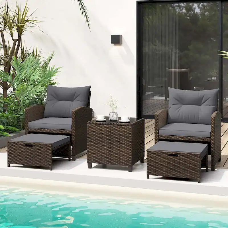 Costway, ensemble de mobilier de patio en rotin 5 pièces avec 2 poufs et verre trempé - Voir les détails