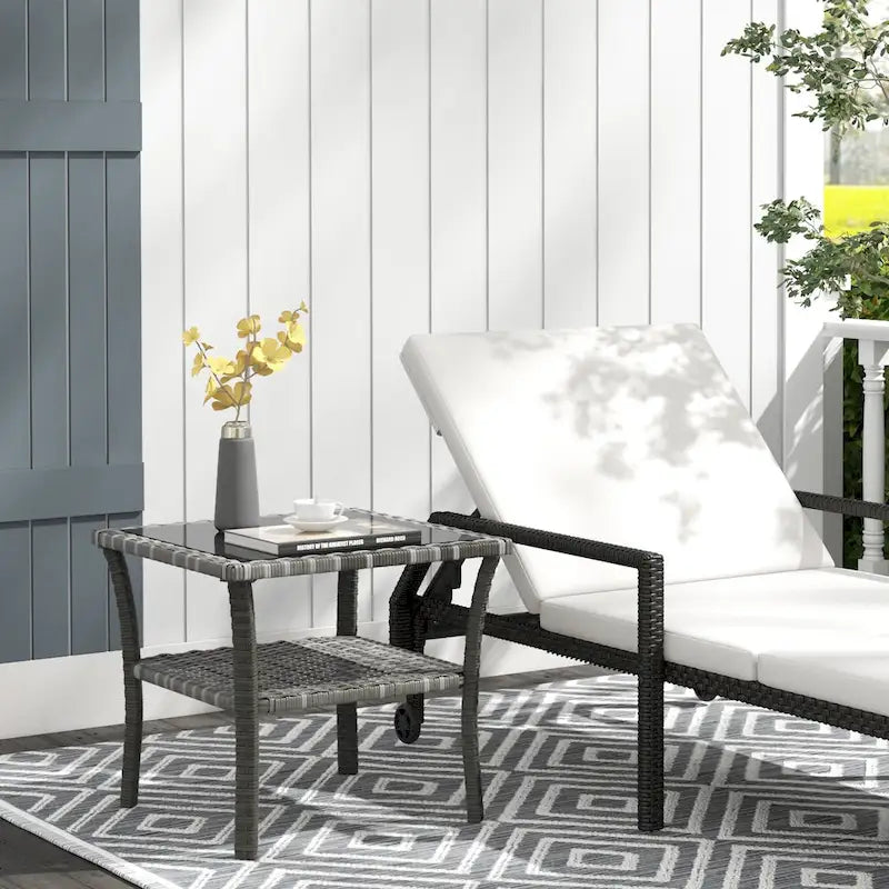 Table d'appoint en rotin, table d'appoint d'extérieur avec étagère de rangement, cadre carré en aluminium, table basse avec plateau en verre trempé, gris mélangé