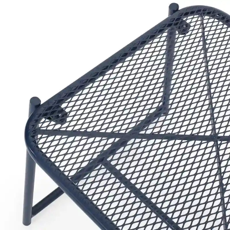 Table d'appoint en fer thermolaqué motif maille 15,5 pouces collection d'extérieur Elba