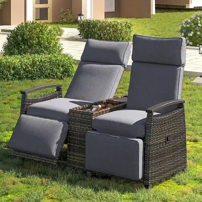 Canapé de jardin inclinable avec table de rangement intégrée, transat d'extérieur en osier à dossier réglable pour pelouse, jardin
