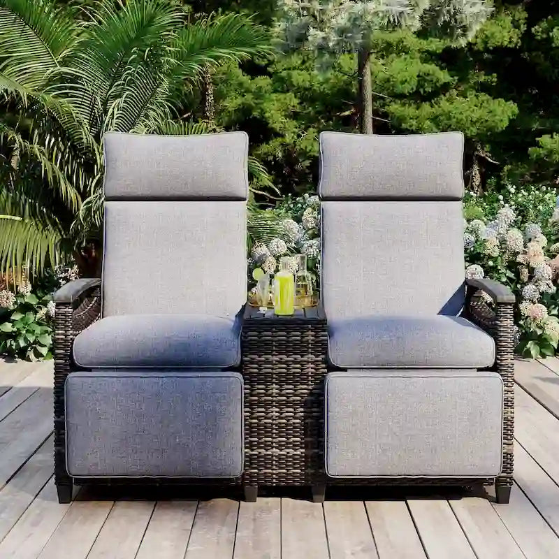 Canapé de jardin inclinable avec table de rangement intégrée, transat d'extérieur en osier à dossier réglable pour pelouse, jardin