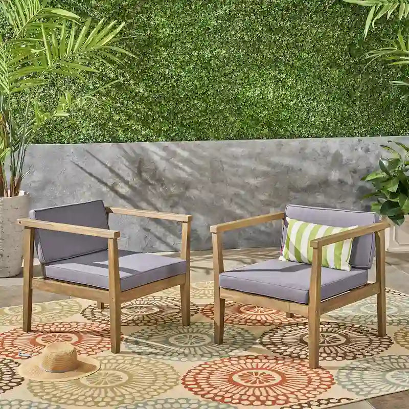 Chaises Club d'extérieur Newbury en bois d'acacia avec coussins (lot de 2) par Christopher Knight Home
