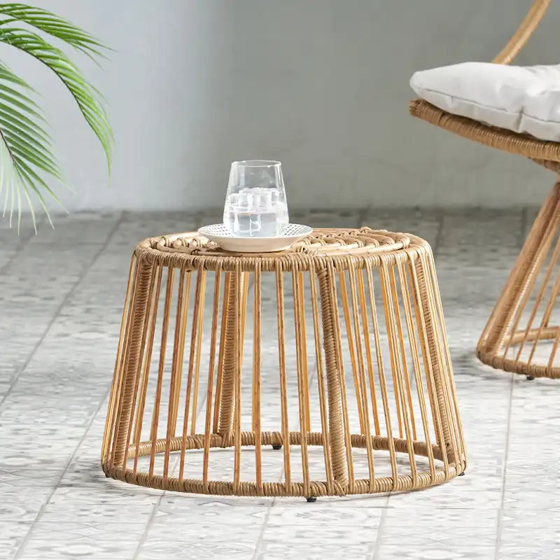Table d'appoint d'extérieur en osier Caryl par Christopher Knight Home