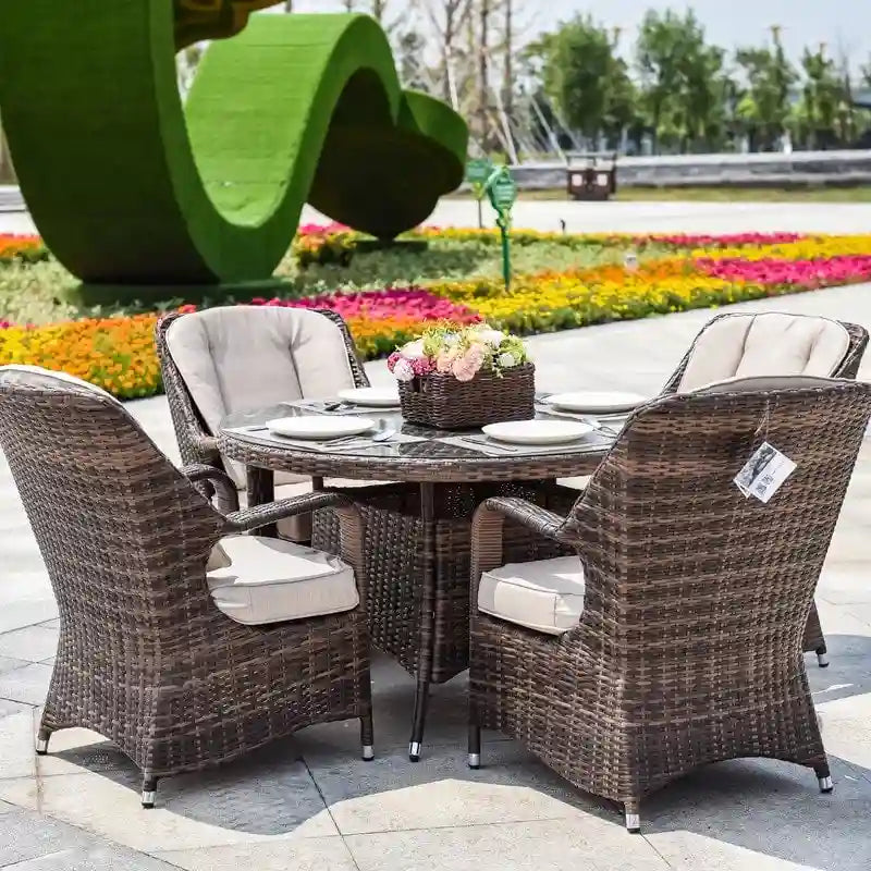 Ensemble de salle à manger rond en osier 5 pièces avec 4 fauteuils pour patio