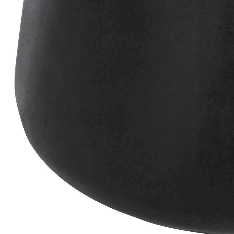 SAFAVIEH Muriele Table d'appoint ronde moderne en béton noir pour intérieur/extérieur - 16,5 L x 16,5 P x 18,1 H - 17Lx17Px18H