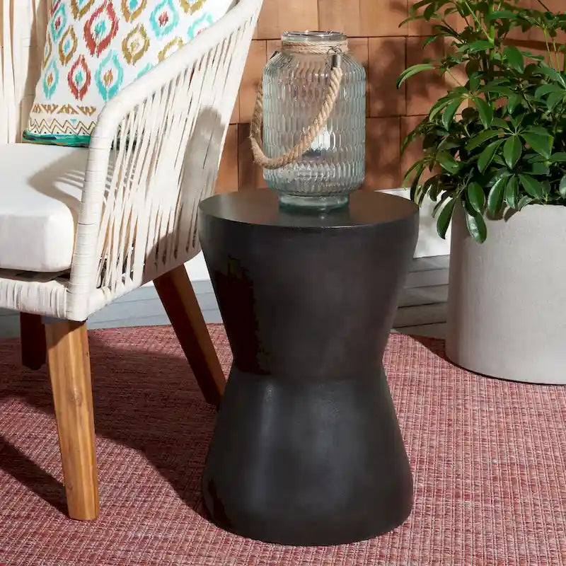 Table d'appoint d'intérieur/extérieur en béton Cheul de SAFAVIEH - 12,2 l x 12,2 L x 17,3 H - 12 L x 12 P x 17 H