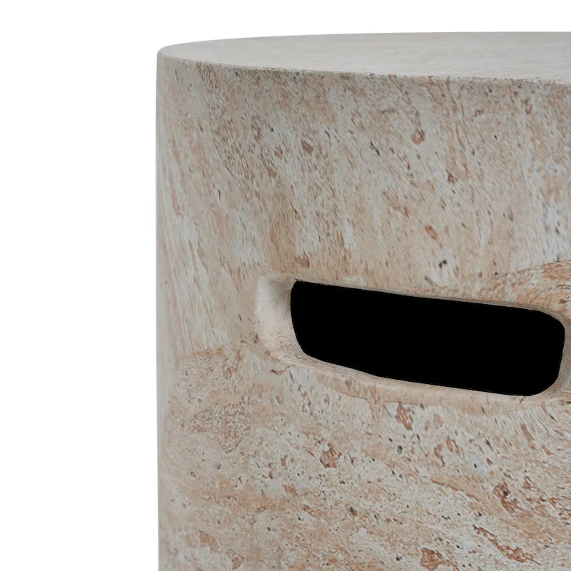 Table d'appoint d'extérieur légère en béton Akin par Christopher Knight Home