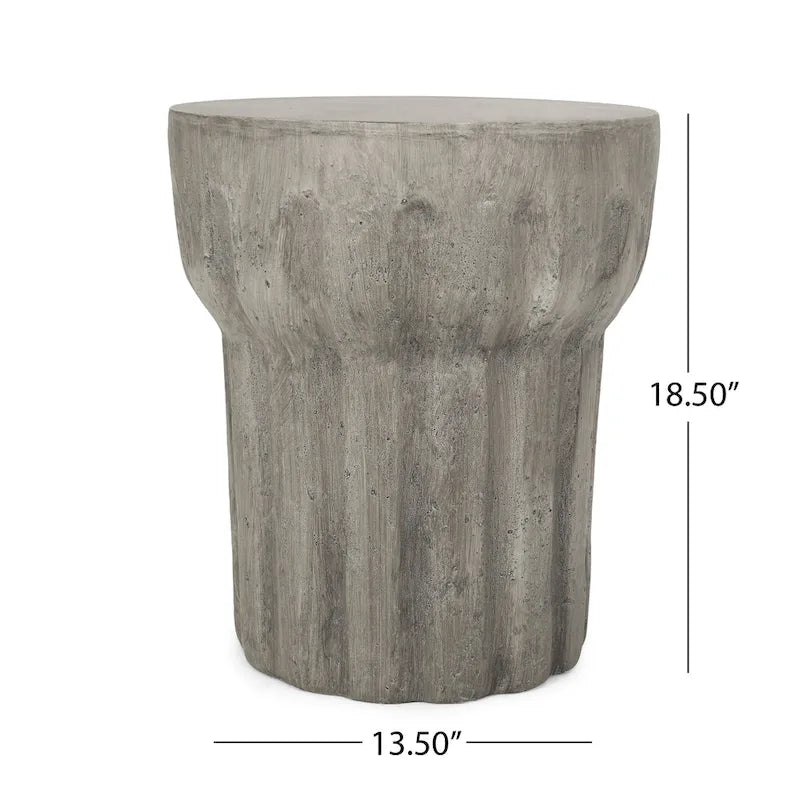 Table d'appoint Delphinus d'extérieur contemporaine en béton léger par Christopher Knight Home - 15,75 l x 15,75 P x 18,00 H