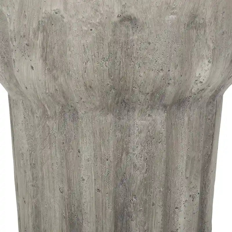 Table d'appoint Delphinus d'extérieur contemporaine en béton léger par Christopher Knight Home - 15,75 l x 15,75 P x 18,00 H