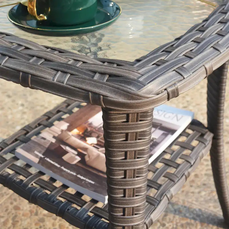 Table d'appoint d'extérieur en osier OVIOS avec plateau en verre