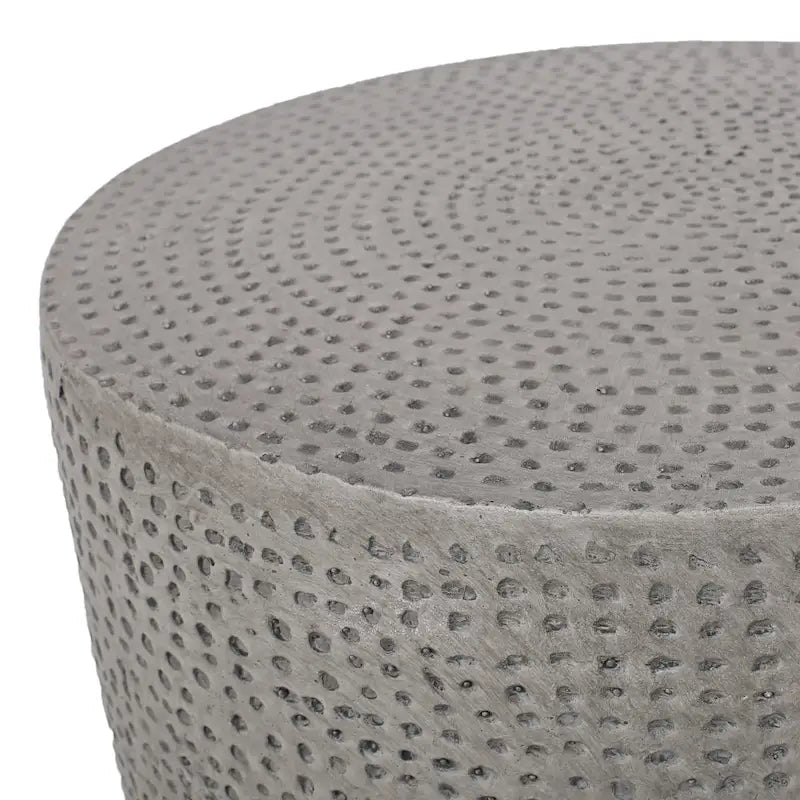 Table d'appoint d'extérieur légère en béton Inkwood par Christopher Knight Home