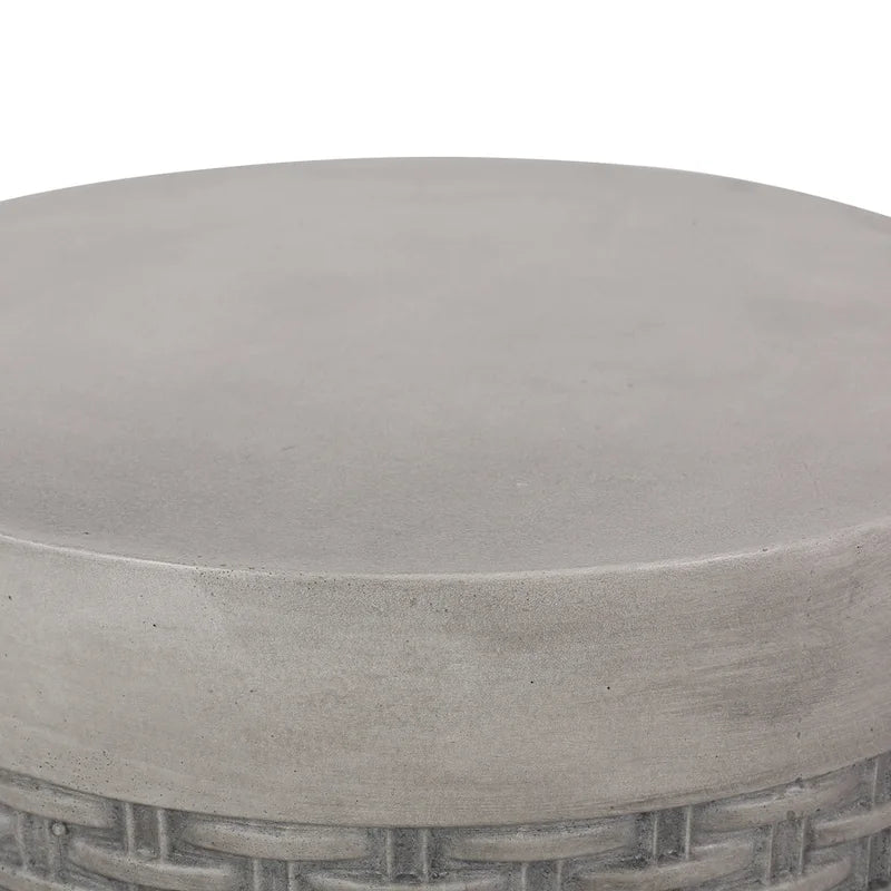 Table d'appoint Camino Outdoor en béton léger par Christopher Knight Home