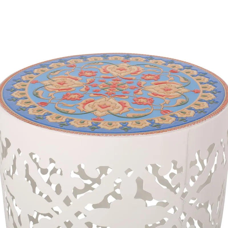Table d'appoint Castana d'extérieur en dentelle découpée par Christopher Knight Home
