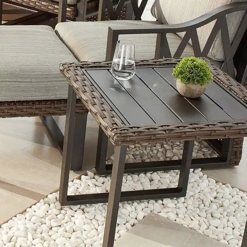 Table basse en osier cinq pièces pour l'extérieur Patio Festival