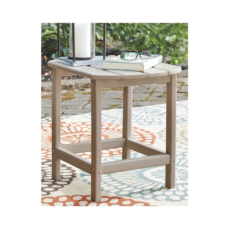 Table d'appoint rectangulaire d'extérieur en polyéthylène tout temps Sundown Treasure de Signature Design by Ashley - Marron grisâtre