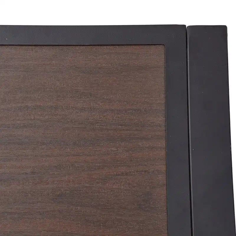 Table basse de la collection Patio Festival Outdoor X-Arm