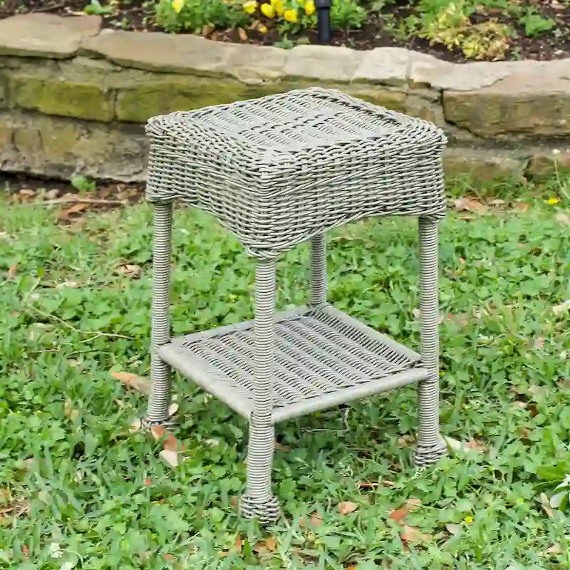 Table d'appoint en résine tressée Chelsea