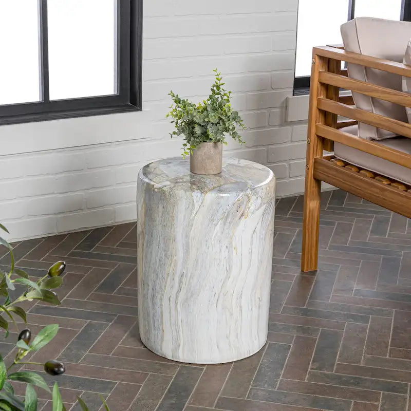 Table d'appoint colonne Luke 16 par JONATHAN Y, motif marbre synthétique minimaliste moderne, pour l'intérieur et l'extérieur