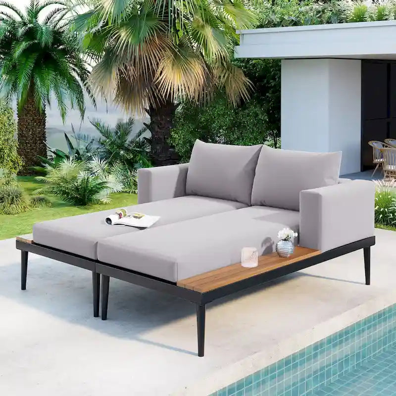 Bain de soleil d'extérieur moderne en métal avec tablettes latérales en bois pour boissons, chaise longue rembourrée 2 en 1