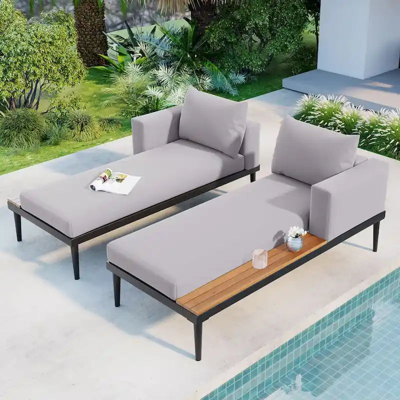 Bain de soleil d'extérieur moderne en métal avec tablettes latérales en bois pour boissons, chaise longue rembourrée 2 en 1