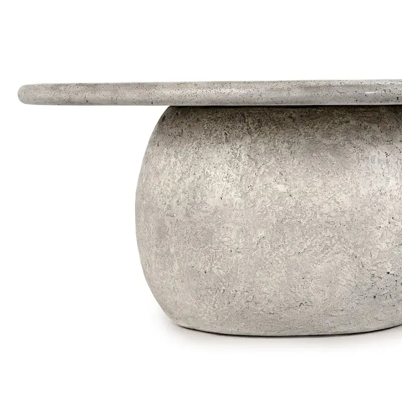 Table basse ronde d'extérieur en béton Classic Home Britney de 42 pouces - 42Lx42Px18H