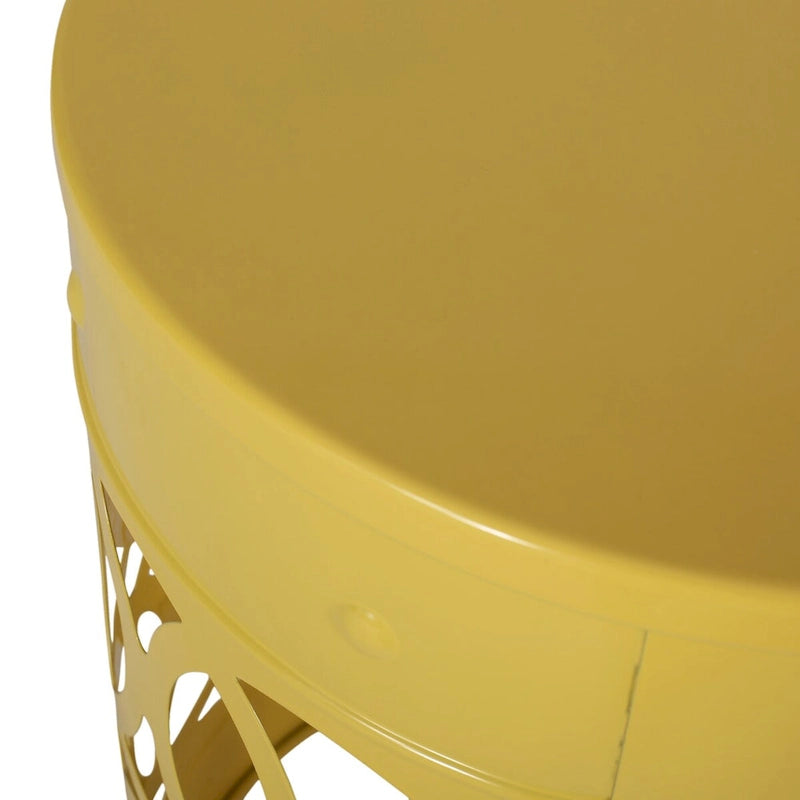 Table d'appoint en métal de style ajouré en fer forgé pour l'extérieur, par Christopher Knight Home