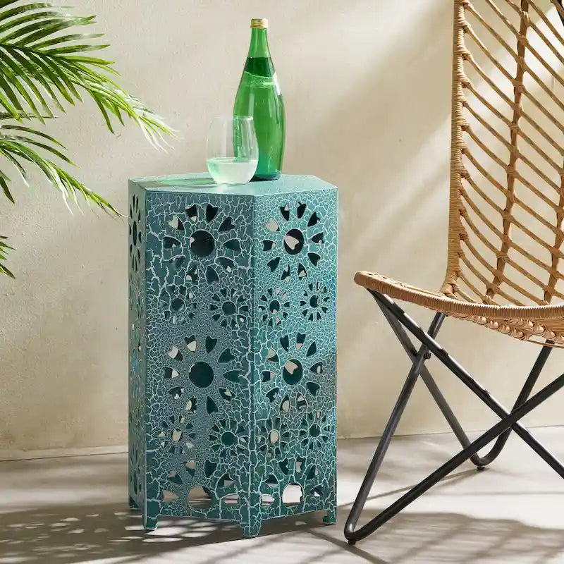 Table d'appoint d'extérieur de 14 po Table d'appoint florale par Christopher Knight Home