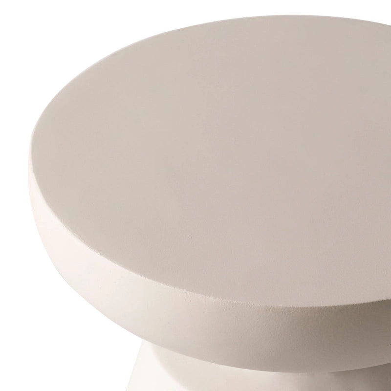 Table d'appoint ronde moderne Isle en fibre de pierre pour l'intérieur et l'extérieur avec base piédestal