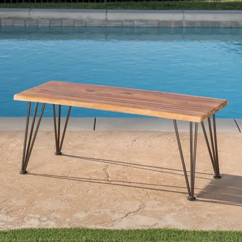 Table basse en teck et métal, mobilier de jardin rustique par Christopher Knight Home