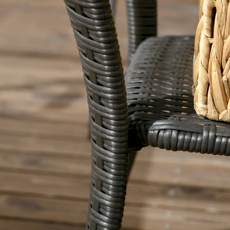 Table basse de patio en rotin PE avec étagère de rangement, table d'appoint d'extérieur à 2 niveaux avec plateau en composite bois-plastique