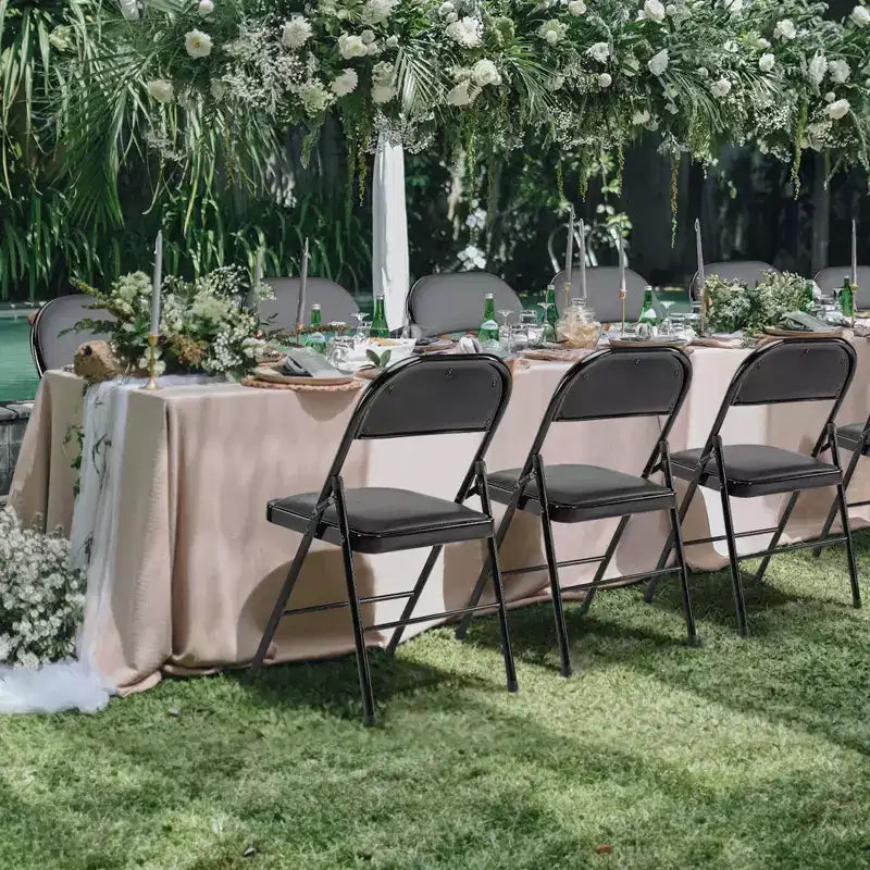 Lot de 2 chaises pliantes en similicuir noir avec cadre en métal