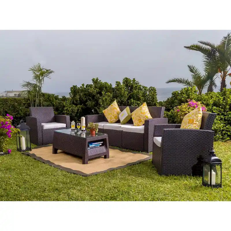 Table basse en plastique