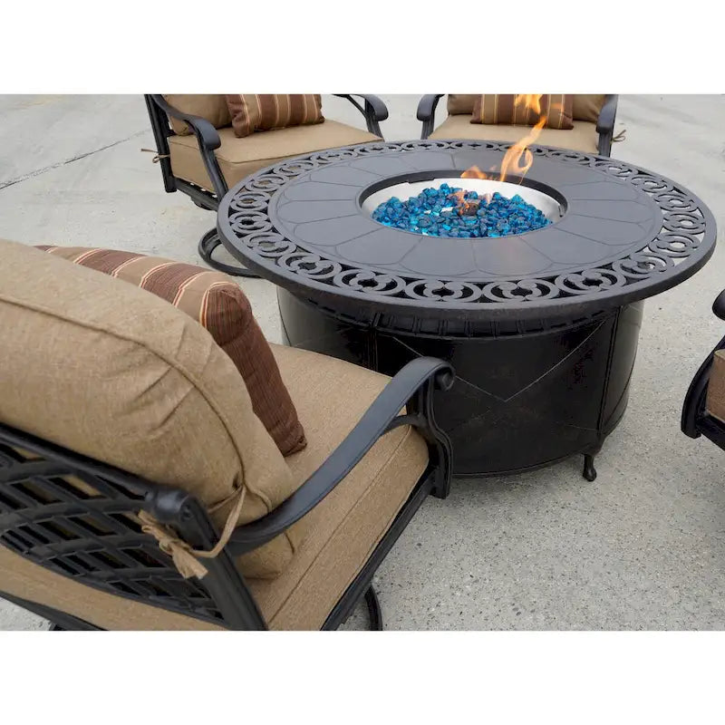 Ensemble de conversation d'extérieur 5 pièces Nassau avec foyer propane, fauteuils club à bascule et table de conversation ronde de 47 po avec coussins