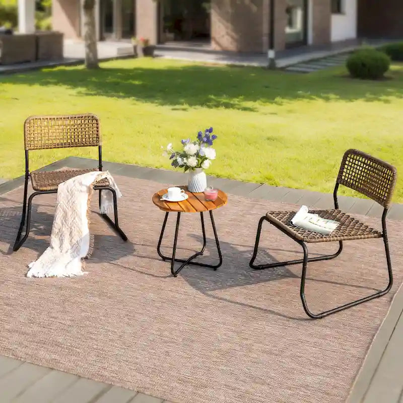 Ensemble bistrot d'extérieur 3 pièces en osier, mobilier en rotin avec chaises empilables et table d'appoint
