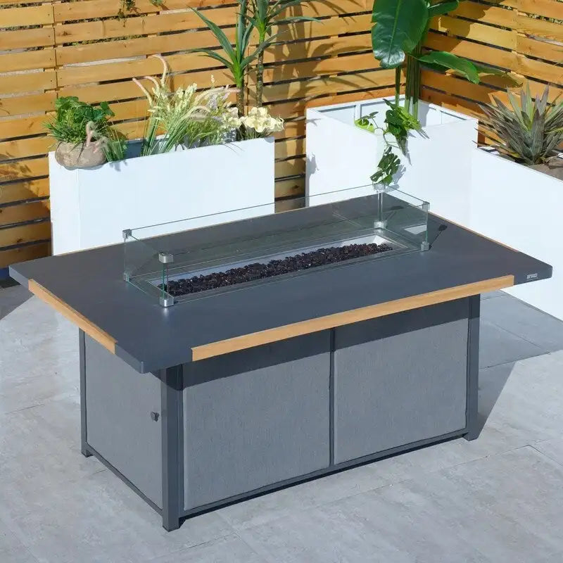 Ensemble de conversation en acrylique pour patio avec table brasero et barbecue
