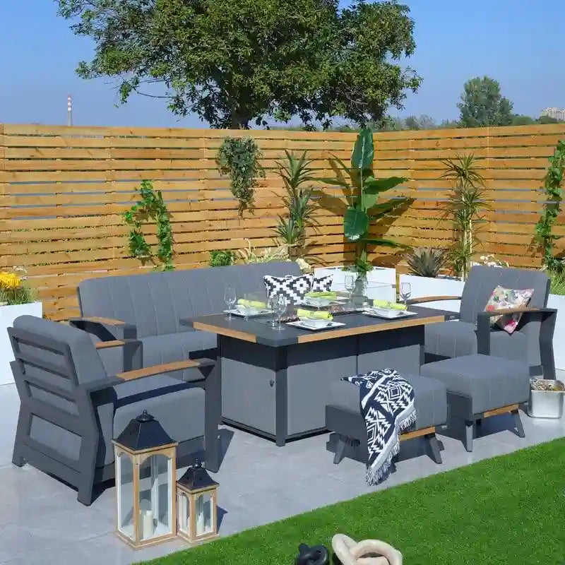 Ensemble de conversation en acrylique pour patio avec table brasero et barbecue