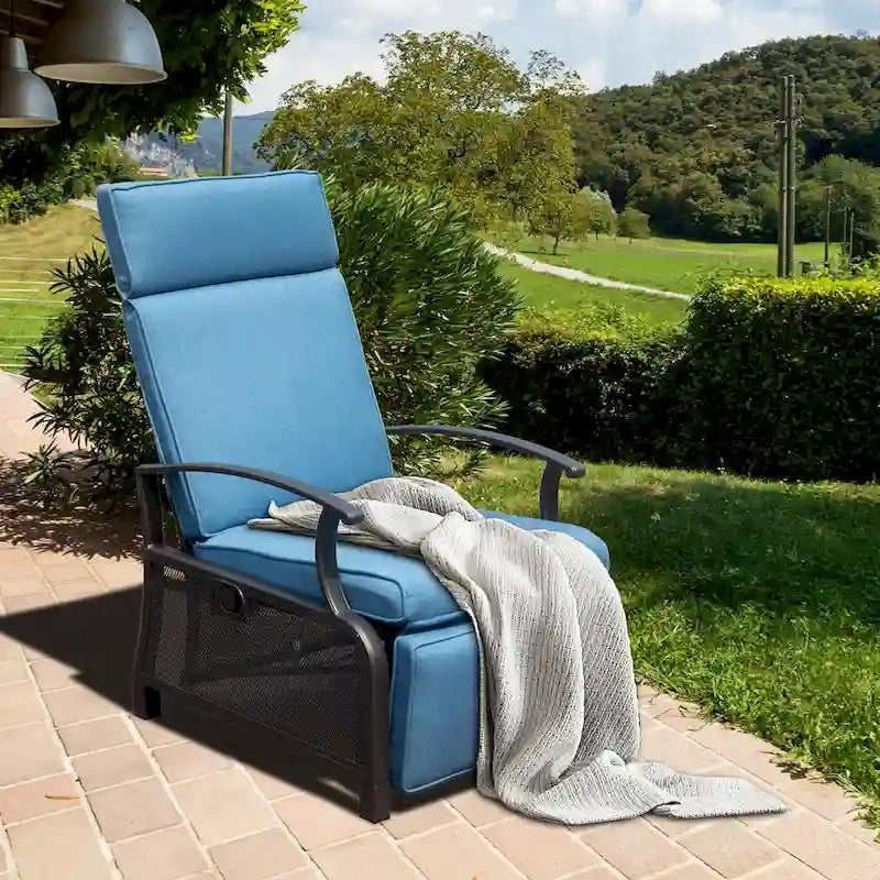 Chaise longue inclinable de patio réglable en métal avec table rabattable, angle réglable
